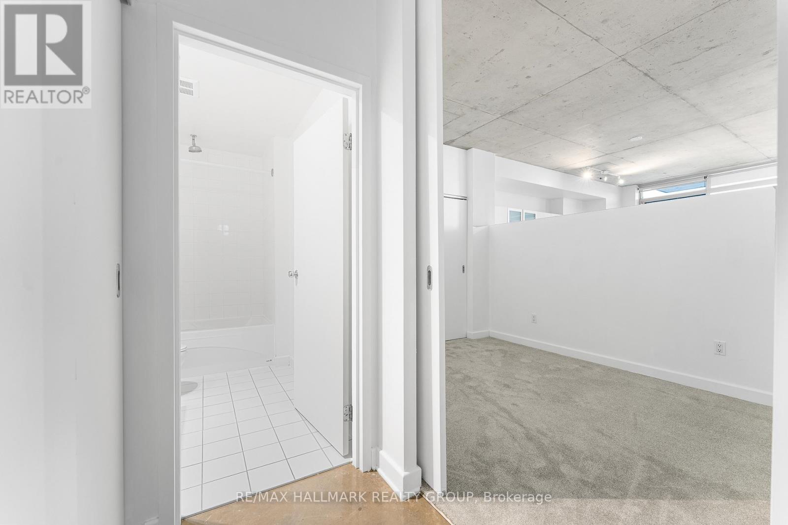 903 - 180 York Street, Ottawa, Ontario  K1N 1J6 - Photo 24 - X12686624