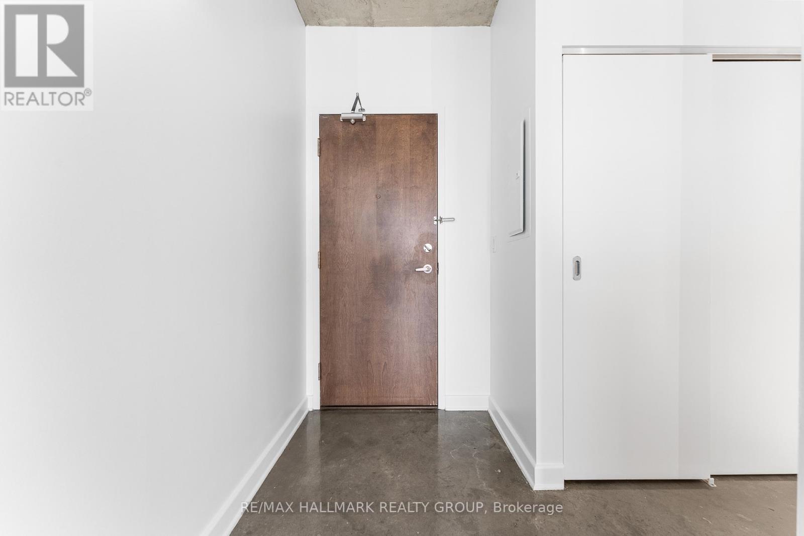 903 - 180 York Street, Ottawa, Ontario  K1N 1J6 - Photo 6 - X12686624