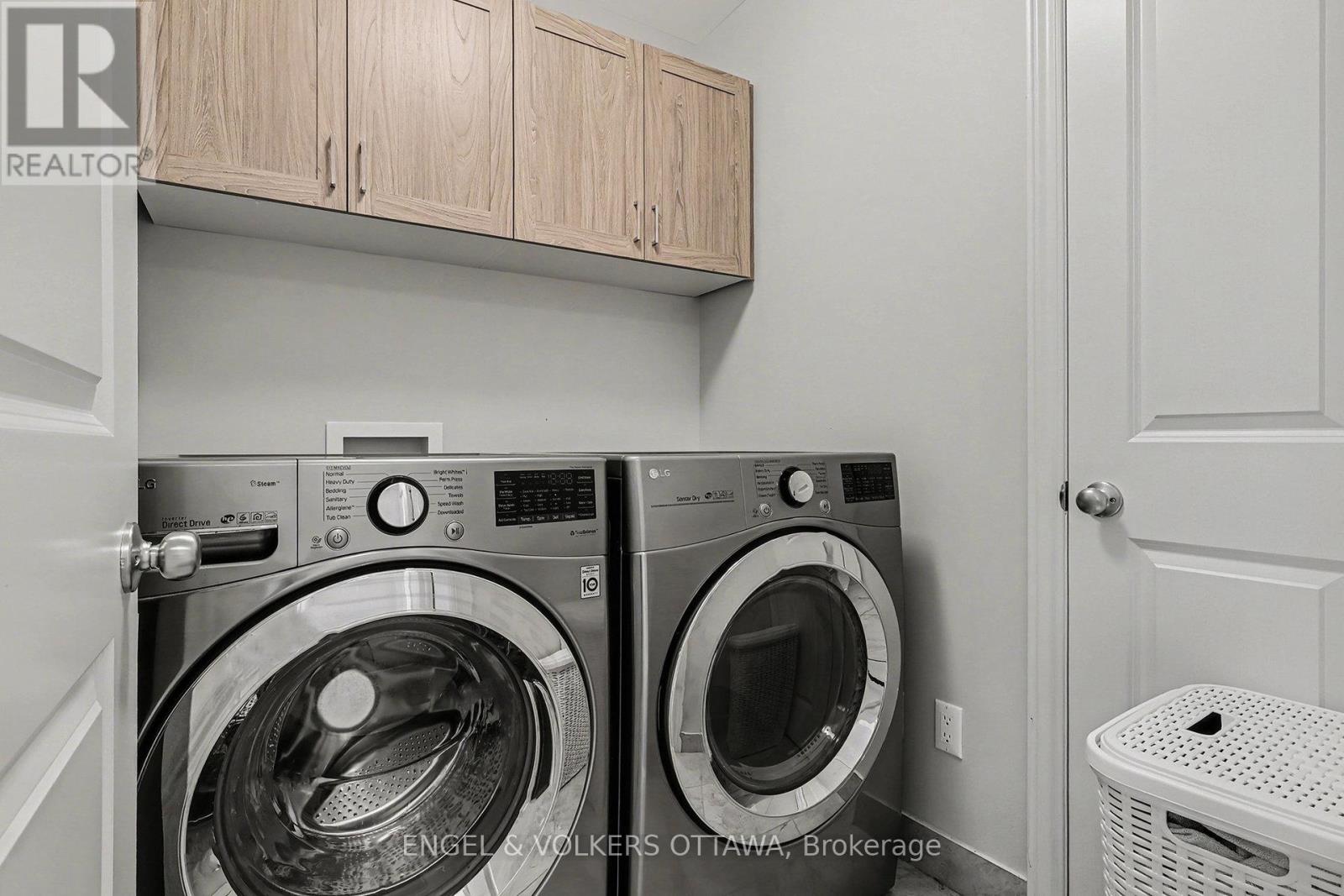 3987 Kelly Farm Drive, Ottawa, Ontario  K1T 0R7 - Photo 10 - X12686670