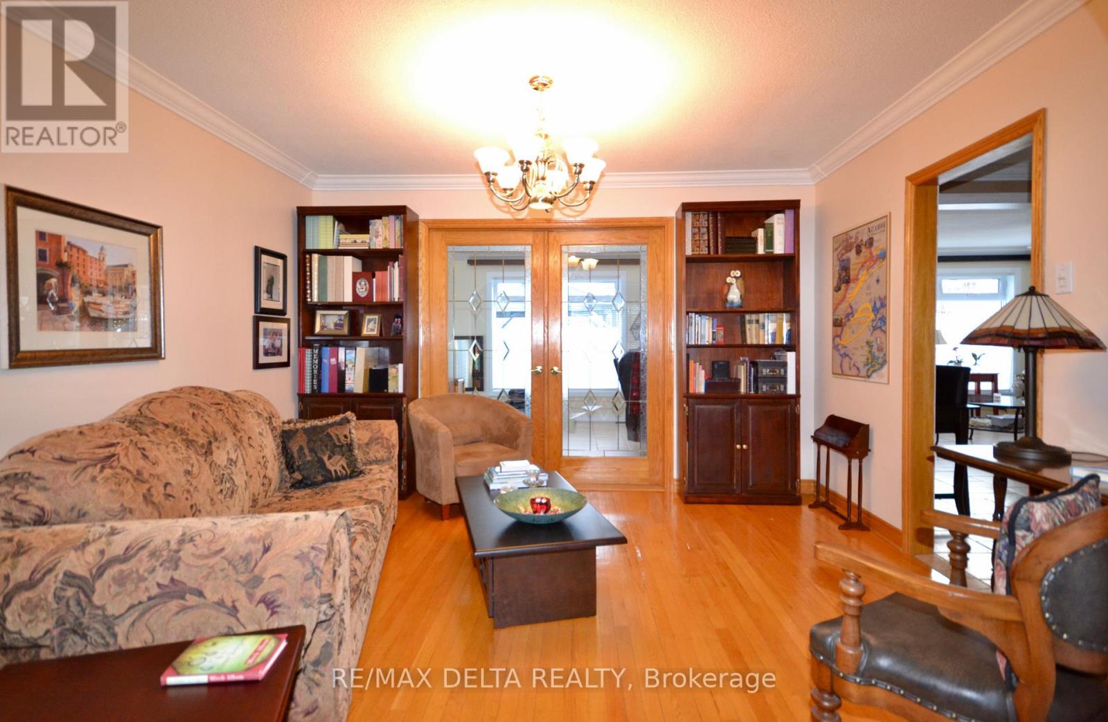 909 Chapman Street, Clarence-Rockland, Ontario  K4K 1E5 - Photo 11 - X12686762