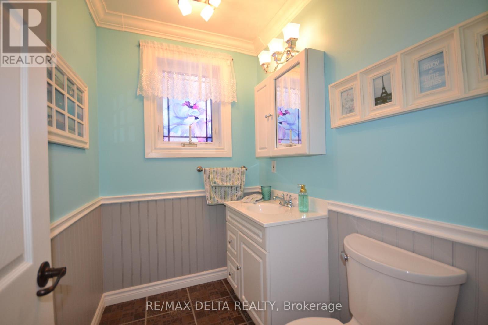 909 Chapman Street, Clarence-Rockland, Ontario  K4K 1E5 - Photo 17 - X12686762