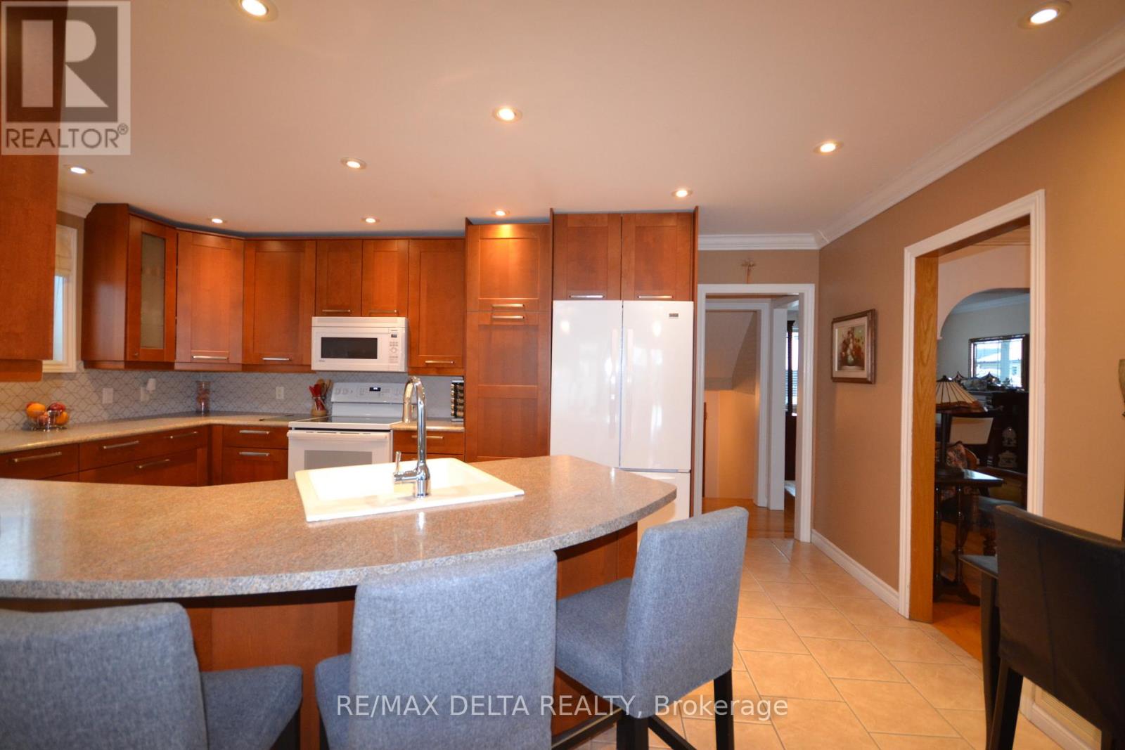 909 Chapman Street, Clarence-Rockland, Ontario  K4K 1E5 - Photo 6 - X12686762