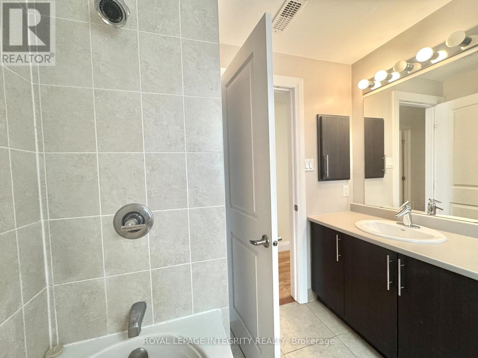 138 King George Street, Ottawa, Ontario  K1K 1V3 - Photo 6 - X12686800