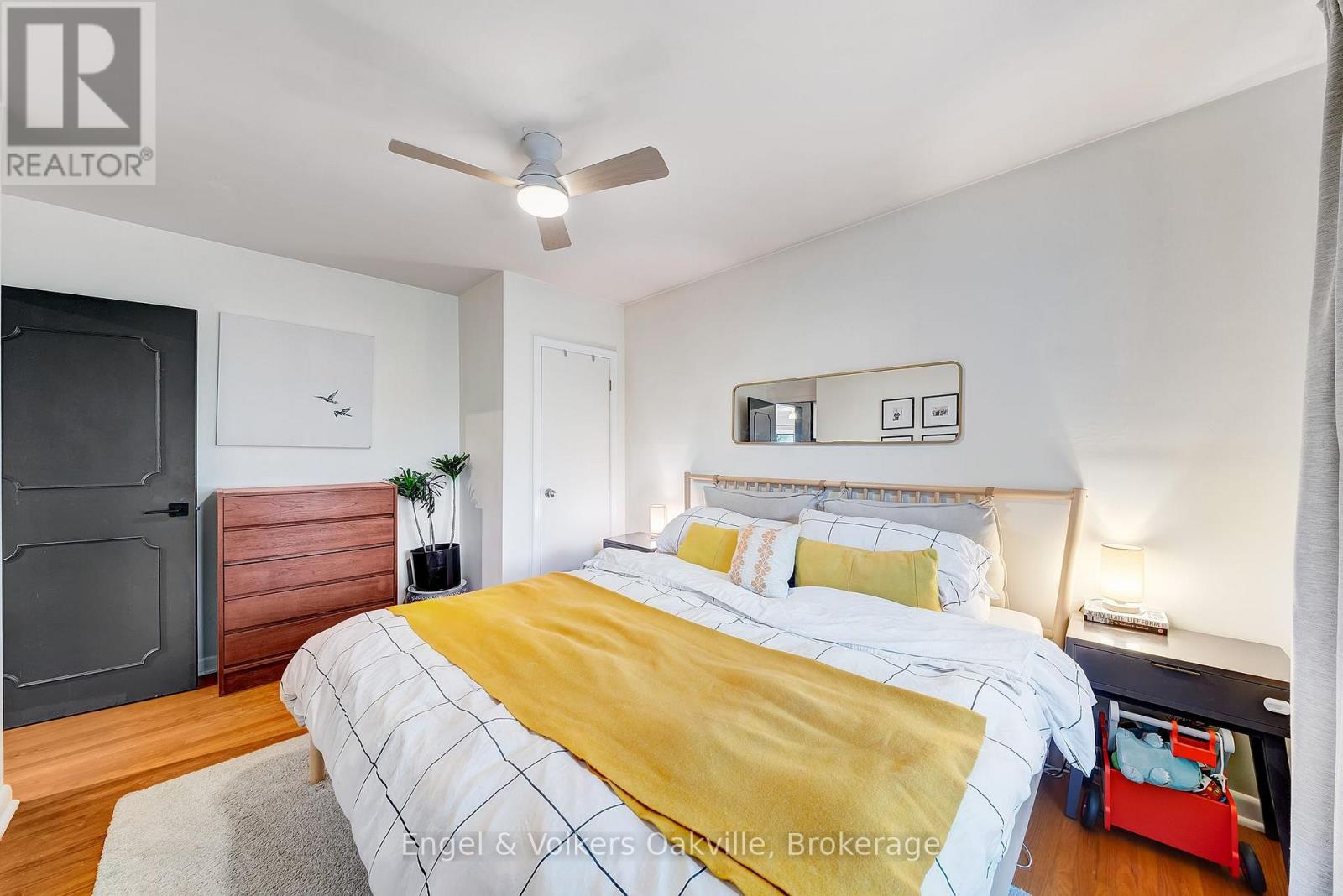 115 Welbourn Drive, Hamilton, Ontario  L9A 3N5 - Photo 19 - X12686672