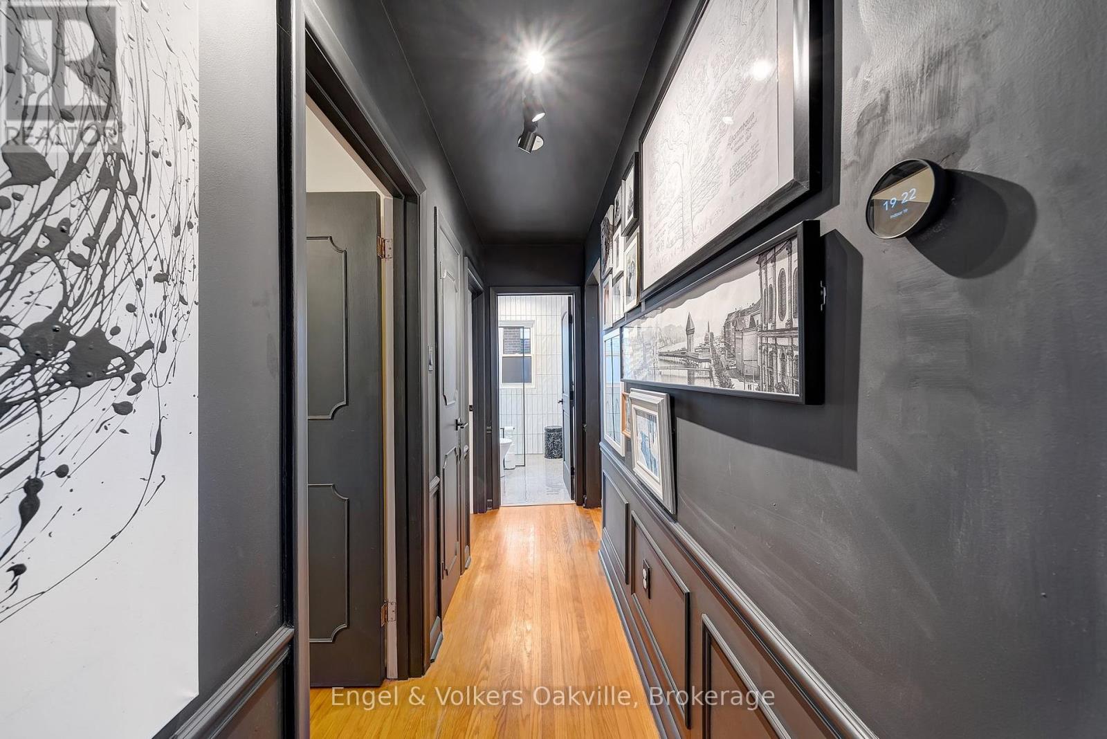 115 Welbourn Drive, Hamilton, Ontario  L9A 3N5 - Photo 20 - X12686672