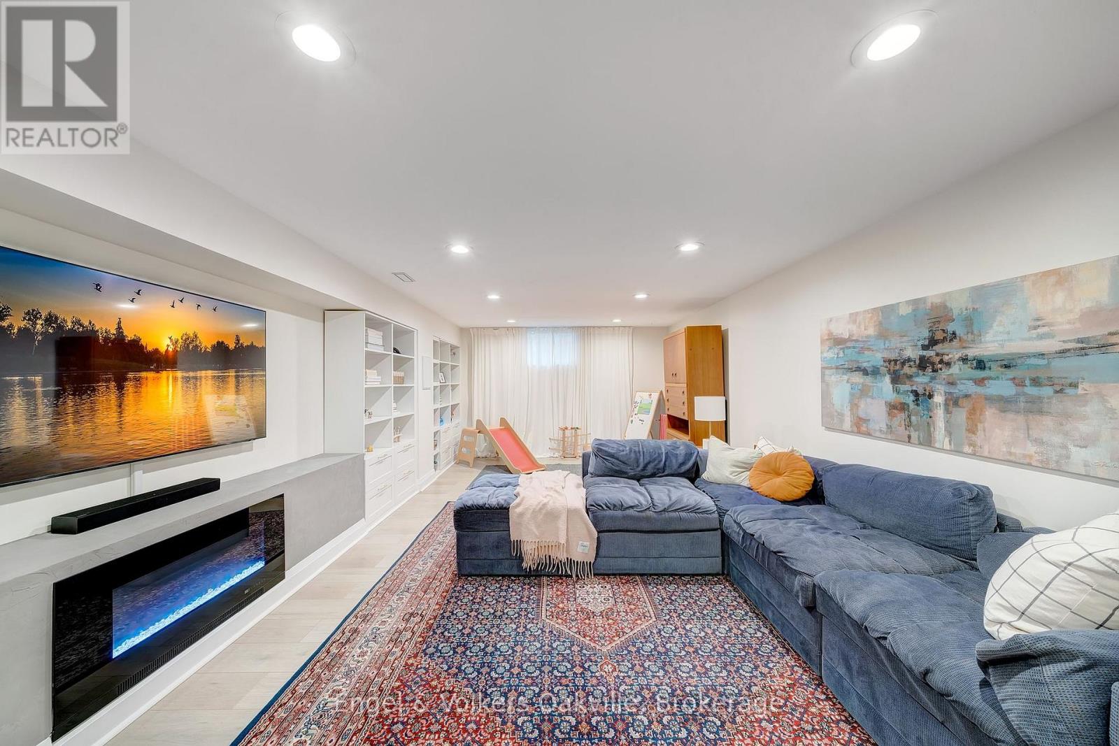 115 Welbourn Drive, Hamilton, Ontario  L9A 3N5 - Photo 23 - X12686672