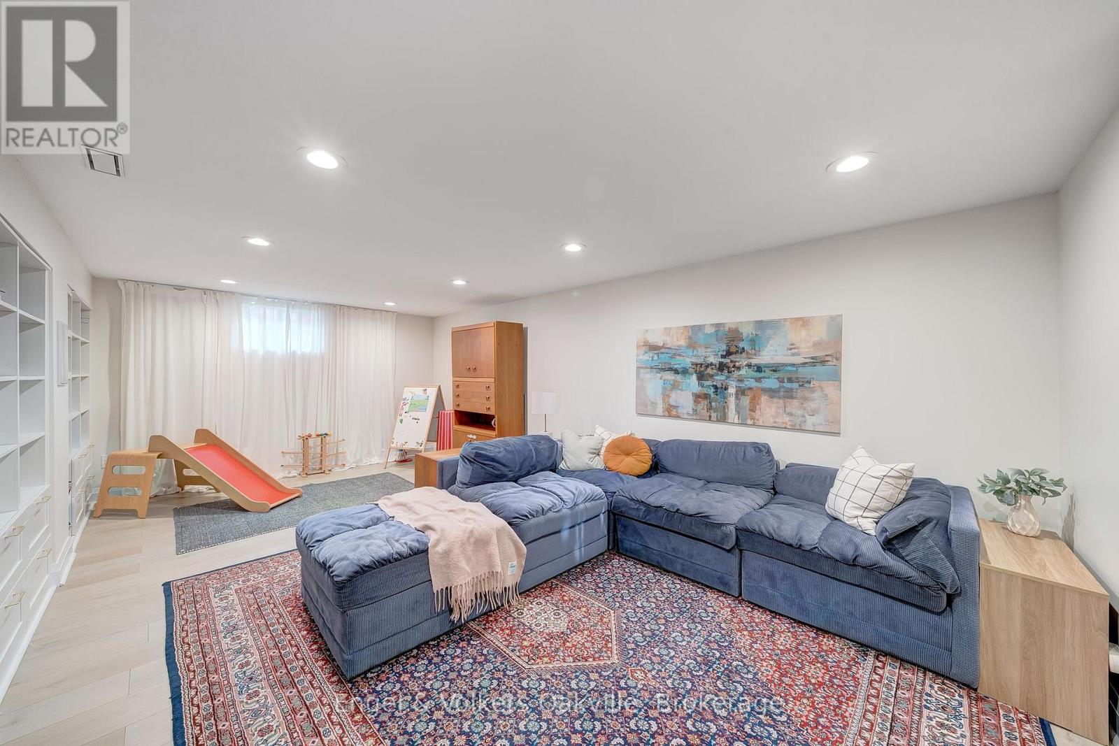 115 Welbourn Drive, Hamilton, Ontario  L9A 3N5 - Photo 24 - X12686672