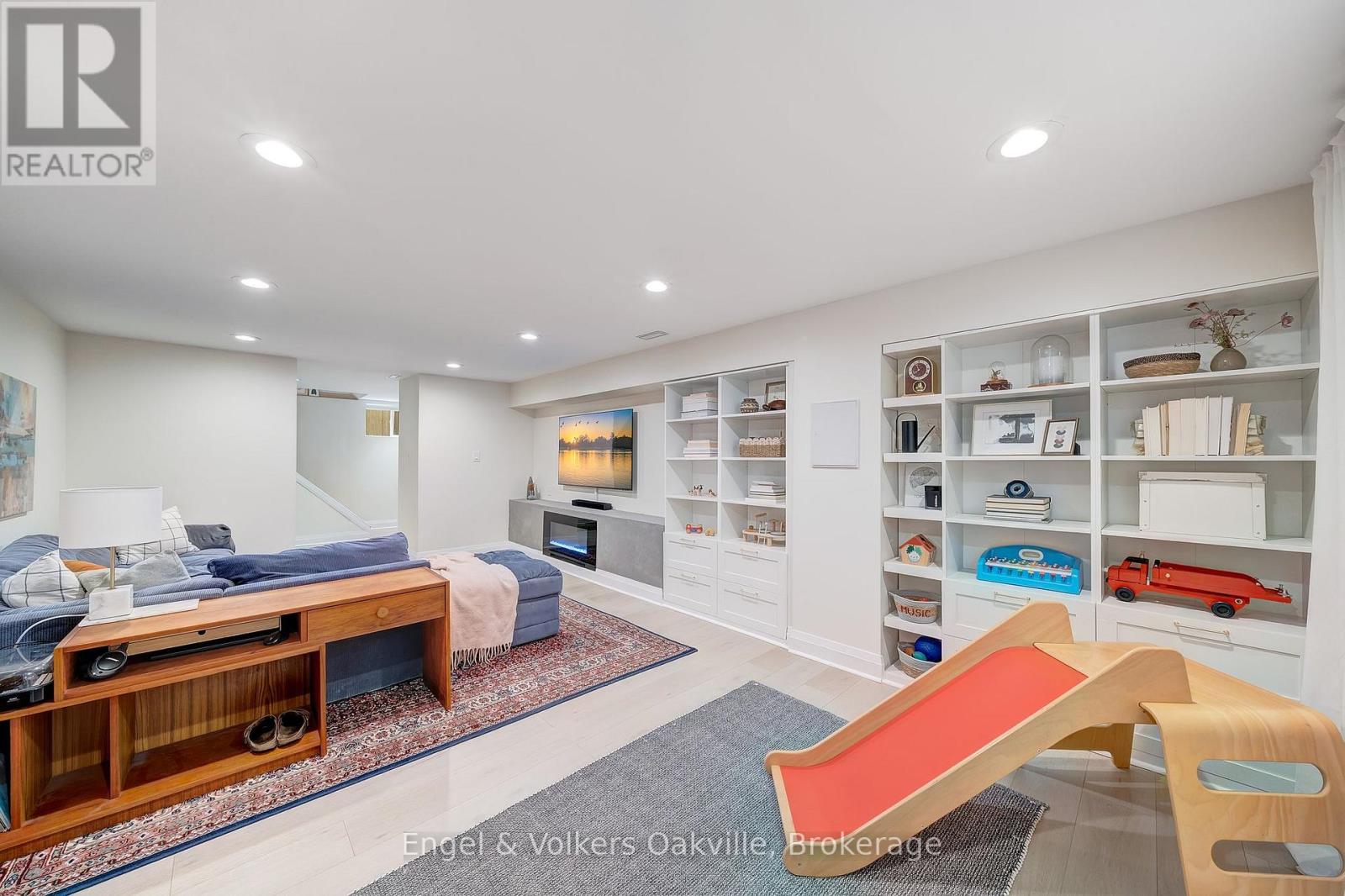 115 Welbourn Drive, Hamilton, Ontario  L9A 3N5 - Photo 25 - X12686672