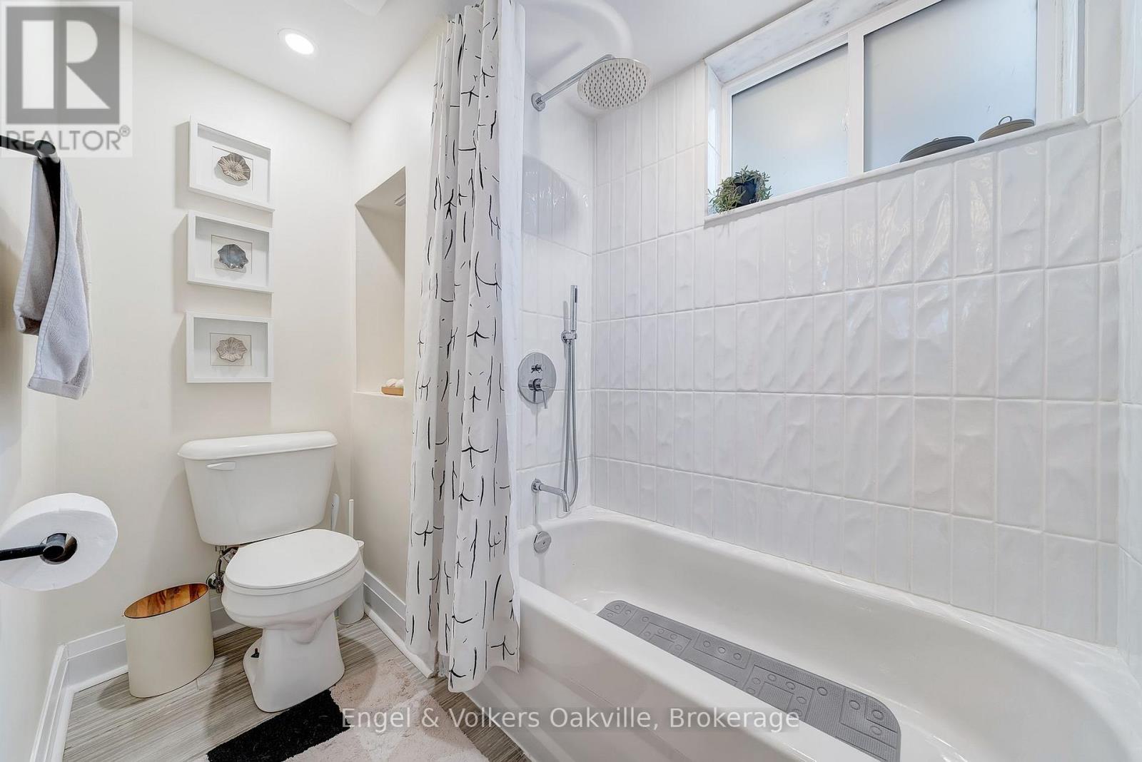 115 Welbourn Drive, Hamilton, Ontario  L9A 3N5 - Photo 30 - X12686672