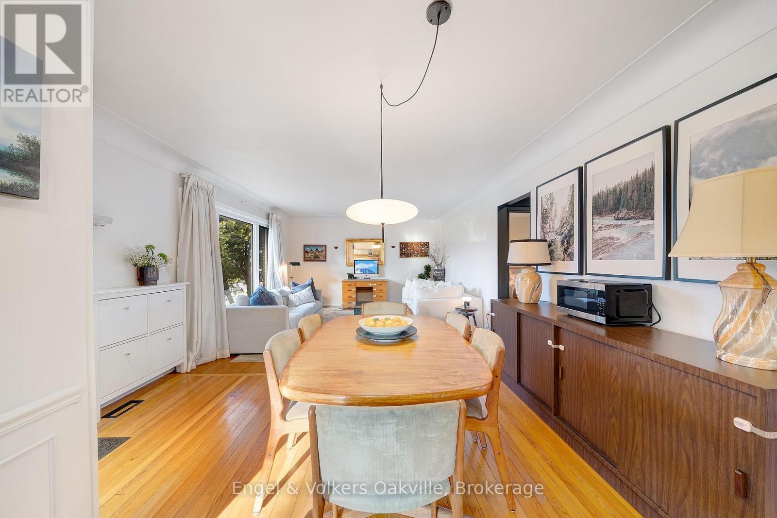 115 Welbourn Drive, Hamilton, Ontario  L9A 3N5 - Photo 9 - X12686672