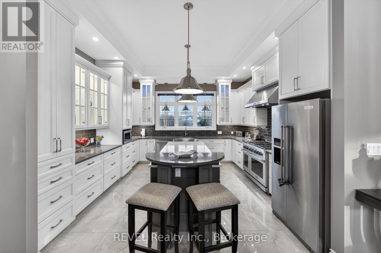 1041 Oakhill Boulevard, Fort Erie, Ontario  L0S 1N0 - Photo 16 - X12686588