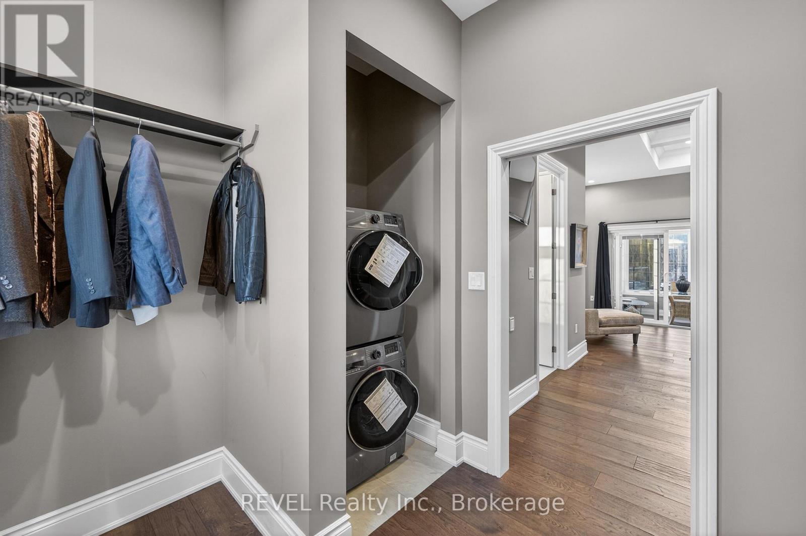 1041 Oakhill Boulevard, Fort Erie, Ontario  L0S 1N0 - Photo 34 - X12686588