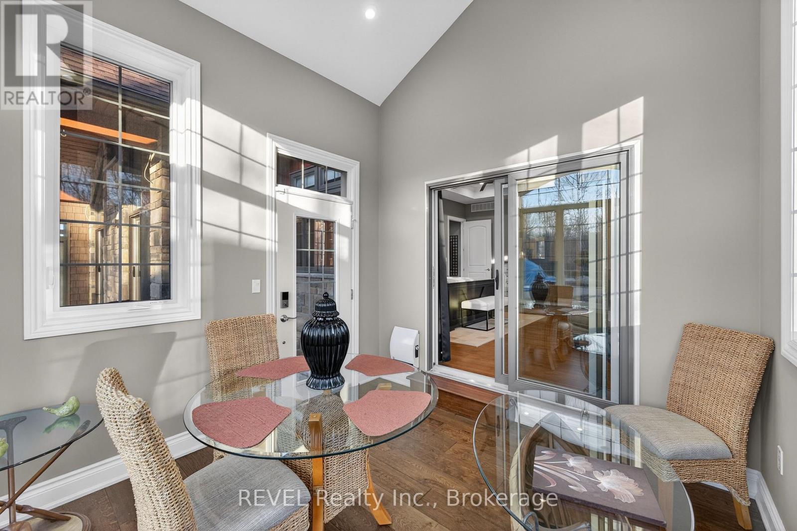 1041 Oakhill Boulevard, Fort Erie, Ontario  L0S 1N0 - Photo 38 - X12686588