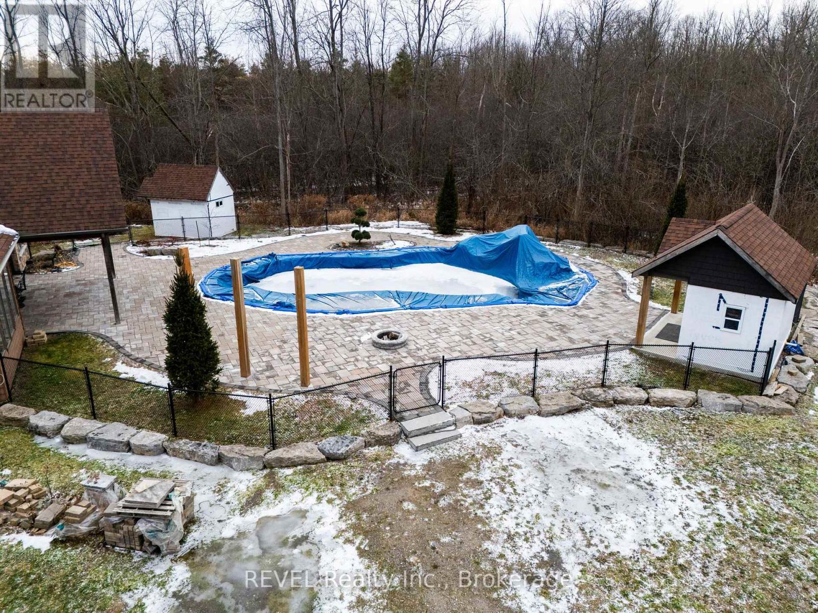 1041 Oakhill Boulevard, Fort Erie, Ontario  L0S 1N0 - Photo 45 - X12686588