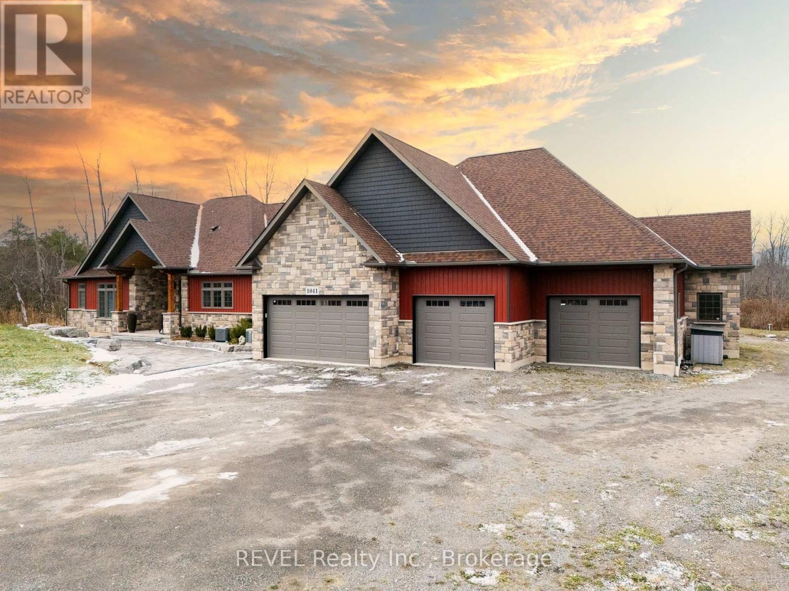 1041 Oakhill Boulevard, Fort Erie, Ontario  L0S 1N0 - Photo 46 - X12686588