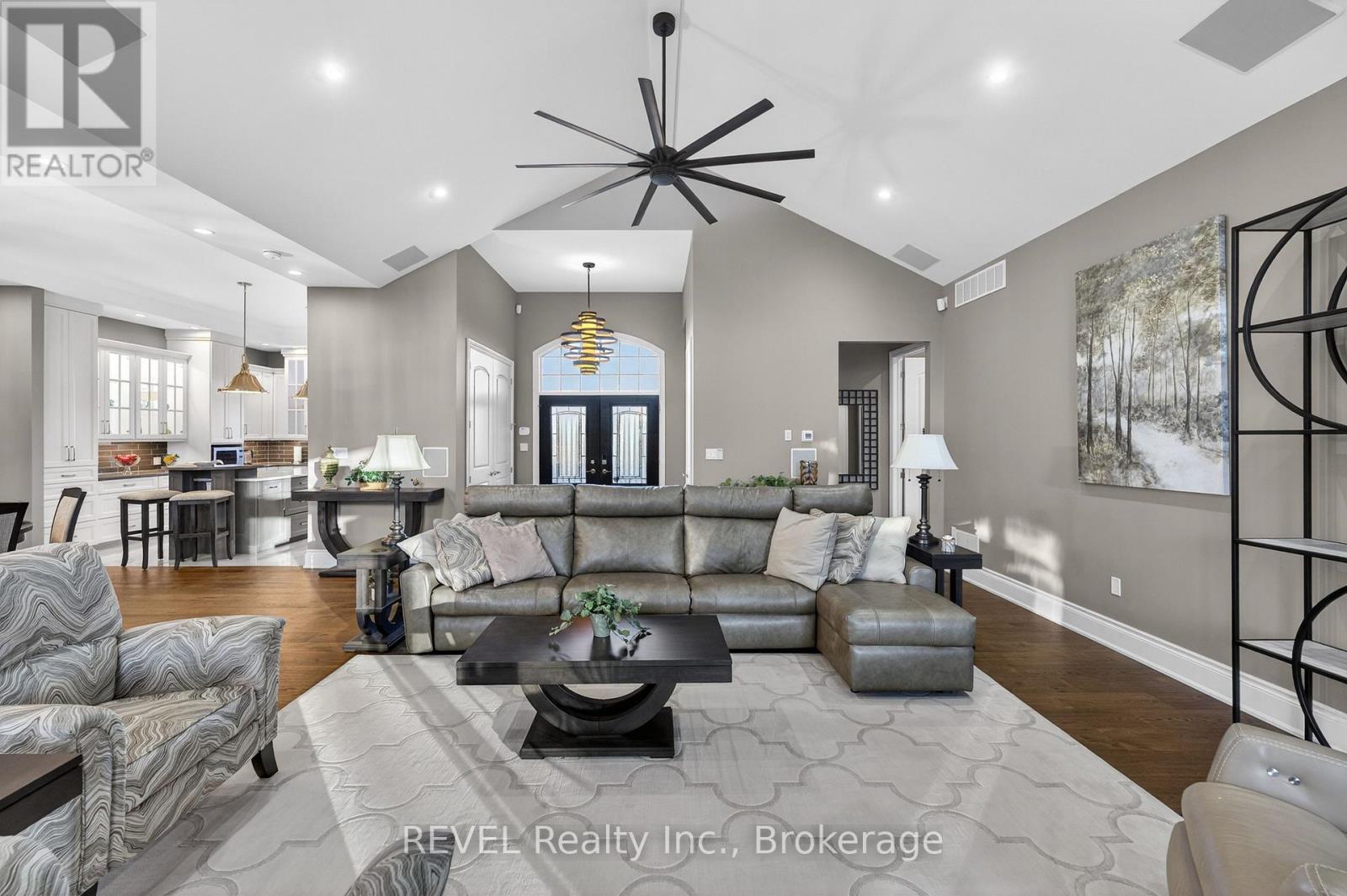 1041 Oakhill Boulevard, Fort Erie, Ontario  L0S 1N0 - Photo 9 - X12686588