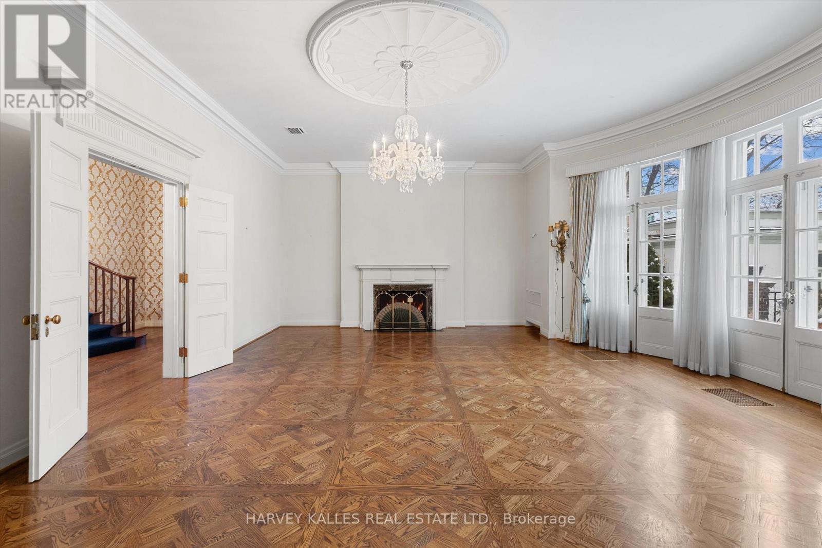 1 Edmund Gate, Toronto, Ontario  M4V 2M1 - Photo 10 - C12685978