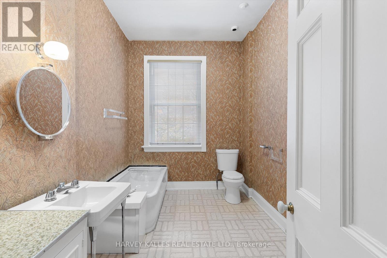 1 Edmund Gate, Toronto, Ontario  M4V 2M1 - Photo 29 - C12685978