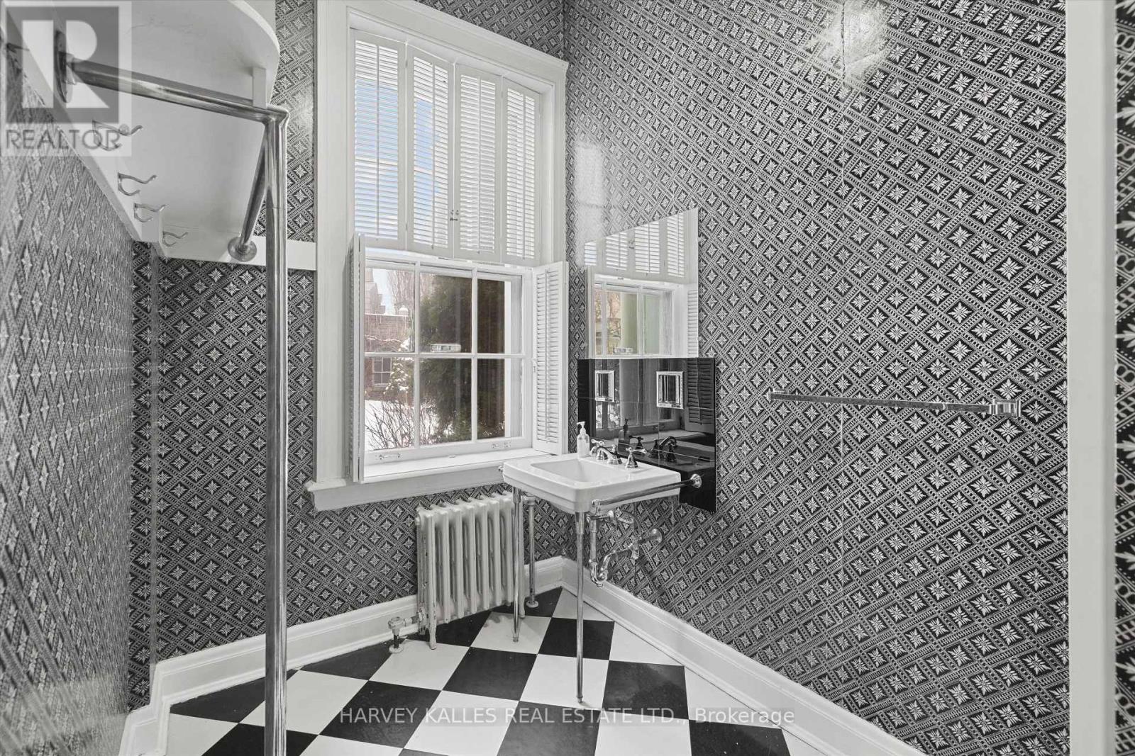 1 Edmund Gate, Toronto, Ontario  M4V 2M1 - Photo 30 - C12685978