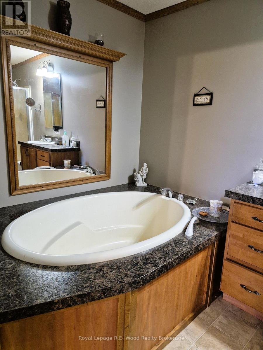 1319 Windham Centre Road 9 Road E, Norfolk, Ontario  N0E 2A0 - Photo 19 - X12686776