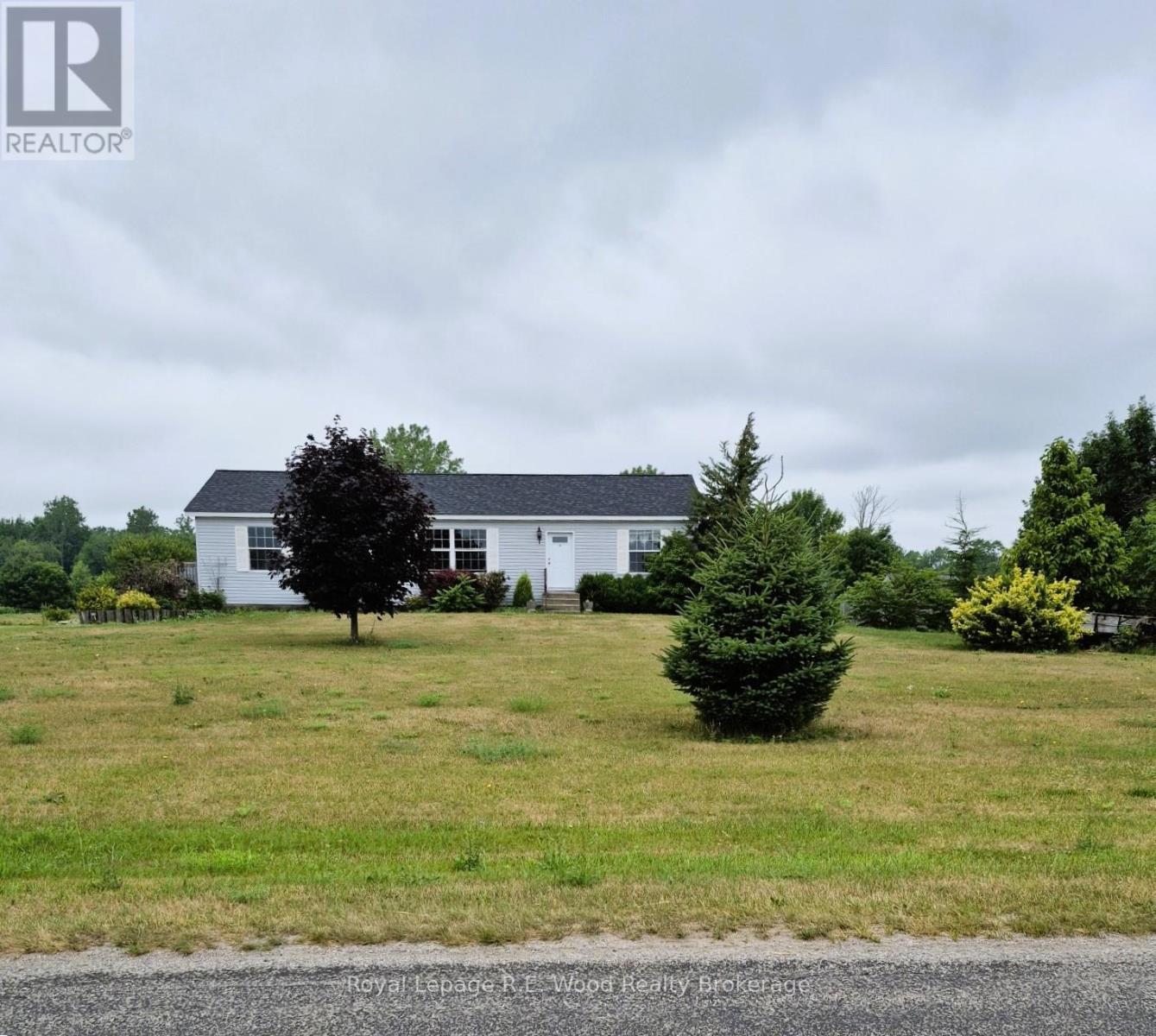 1319 Windham Centre Road 9 Road E, Norfolk, Ontario  N0E 2A0 - Photo 2 - X12686776