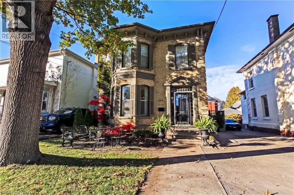 501 George Street, Woodstock, Ontario  N4S 4J3 - Photo 2 - 40786081