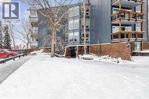122, 820 89 Avenue SW, Calgary, Alberta