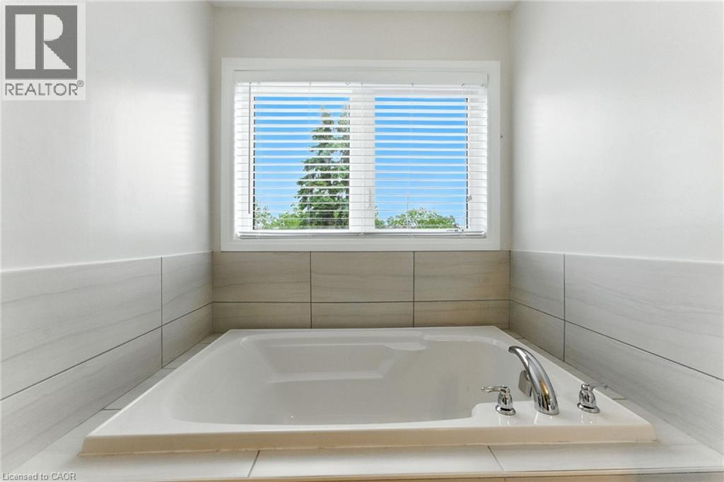 4071 Fracchioni Drive, Beamsville, Ontario  L3J 0R5 - Photo 20 - 40797799