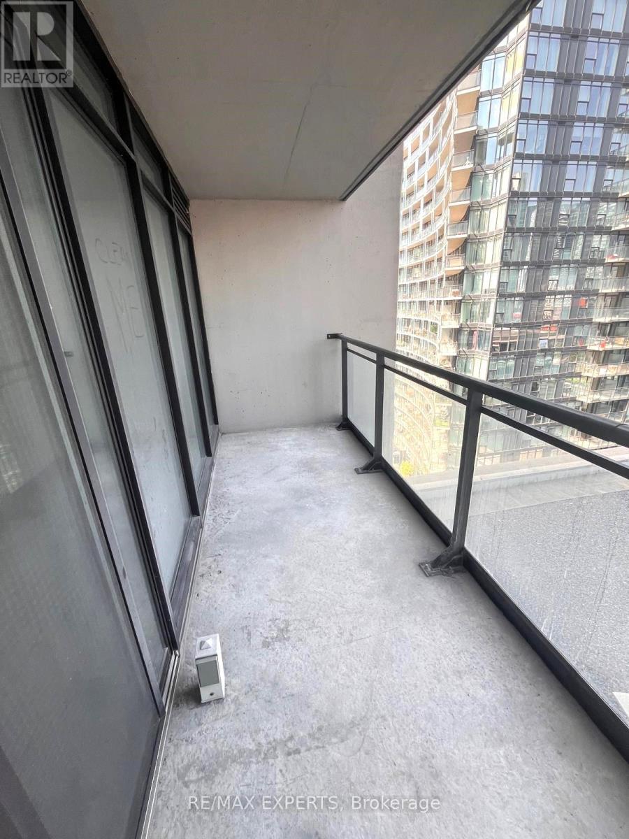1208 - 8 Telegram Mews, Toronto, Ontario  M5V 3Z5 - Photo 11 - C12686518