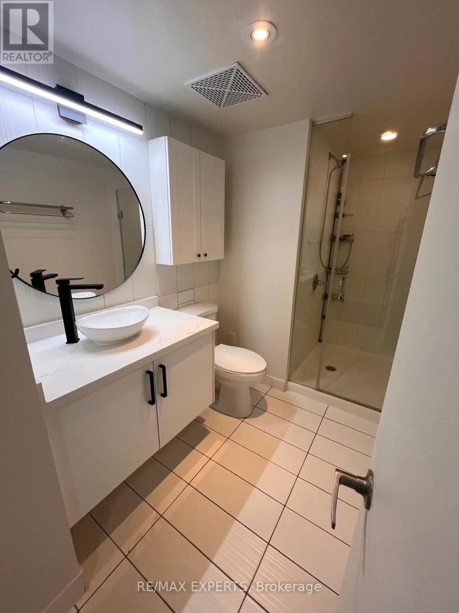 1208 - 8 Telegram Mews, Toronto, Ontario  M5V 3Z5 - Photo 5 - C12686518