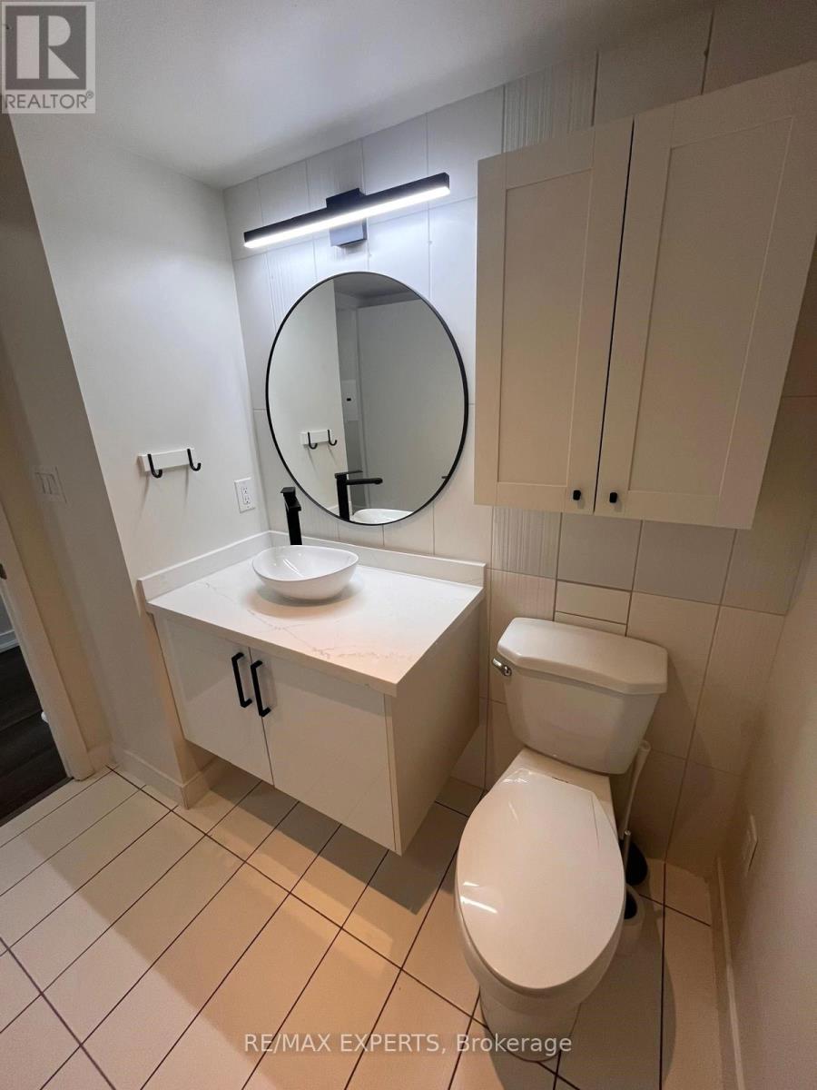 1208 - 8 Telegram Mews, Toronto, Ontario  M5V 3Z5 - Photo 6 - C12686518