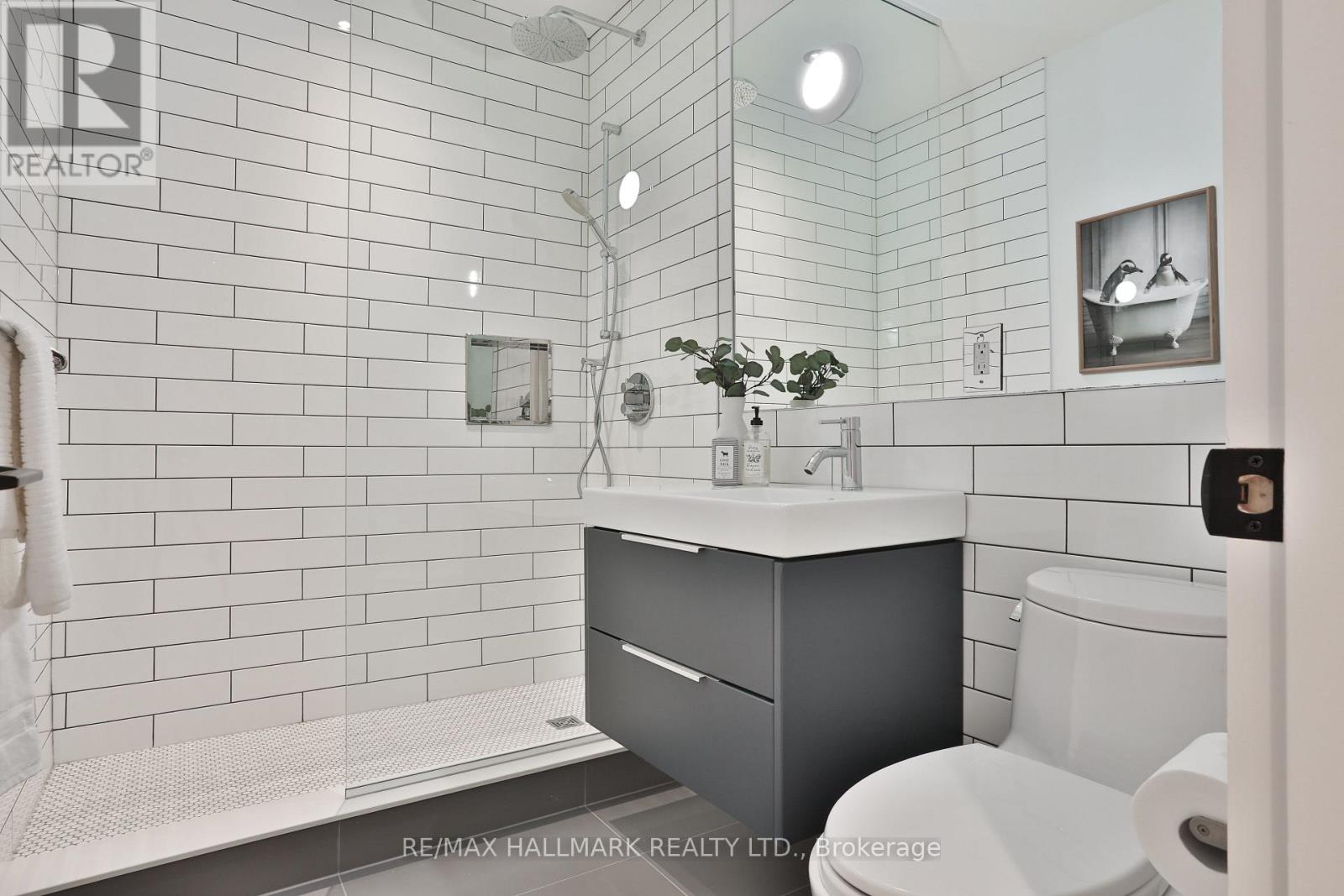 35 Palmerston Gardens, Toronto, Ontario  M6G 1V8 - Photo 30 - C12686528