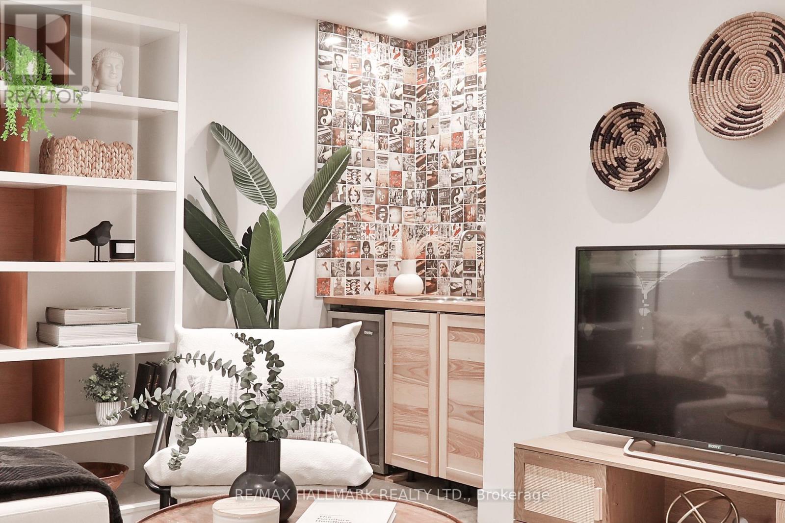 35 Palmerston Gardens, Toronto, Ontario  M6G 1V8 - Photo 35 - C12686528