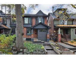 35 PALMERSTON GARDENS, Toronto, Ontario