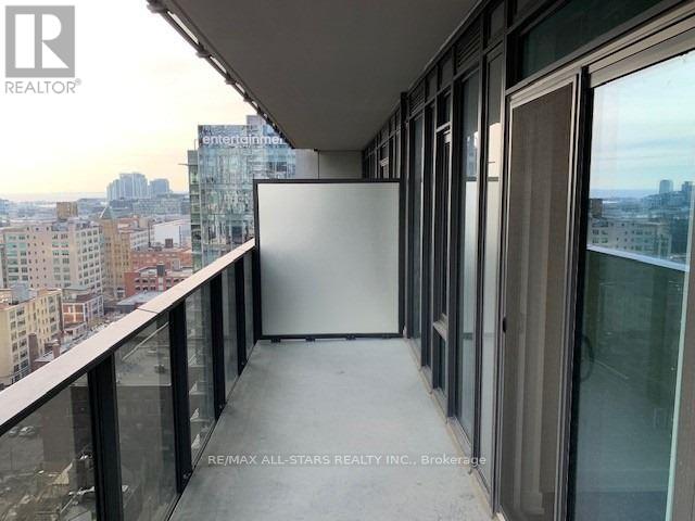2302 - 330 Richmond Street W, Toronto, Ontario  M5V 1X2 - Photo 13 - C12686534