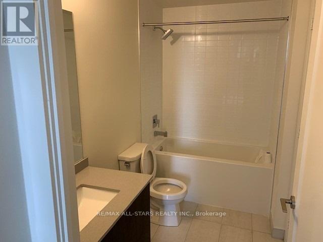 2302 - 330 Richmond Street W, Toronto, Ontario  M5V 1X2 - Photo 7 - C12686534