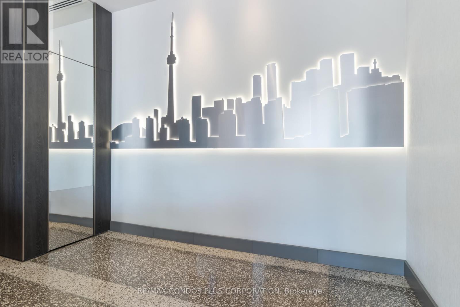 2611 - 218 Queens Quay W, Toronto, Ontario  M5J 2Y6 - Photo 6 - C12686542