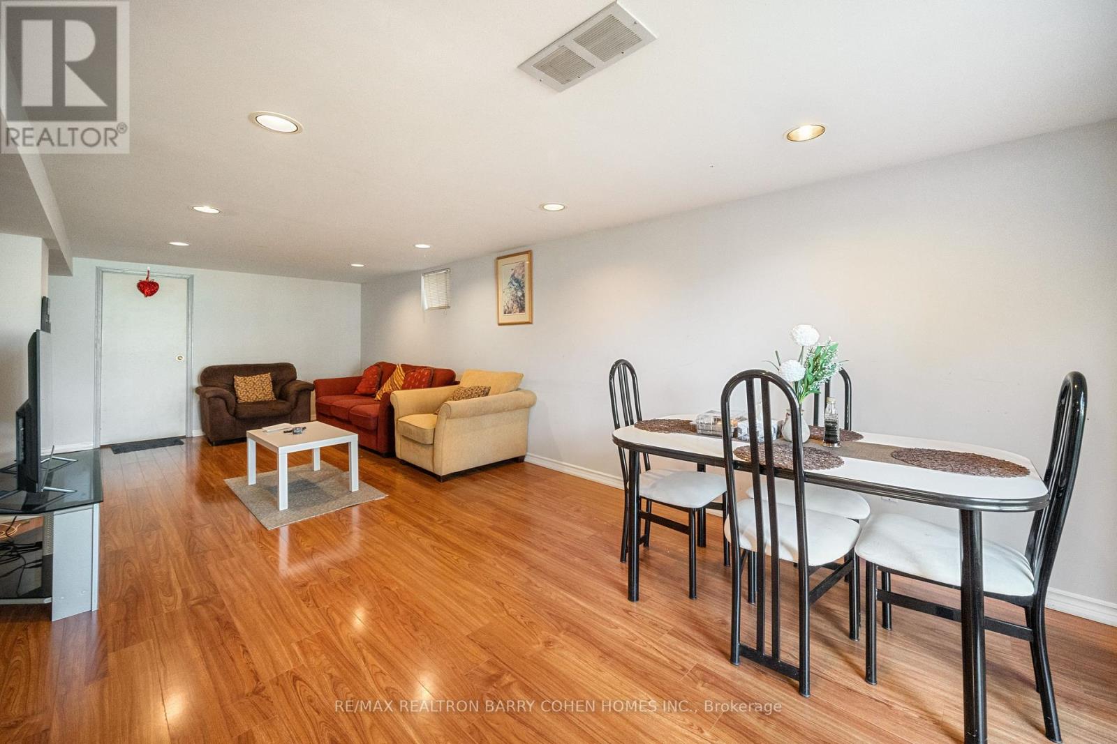 Lower F - 326 Connaught Avenue, Toronto, Ontario  M2R 2L9 - Photo 10 - C12686550
