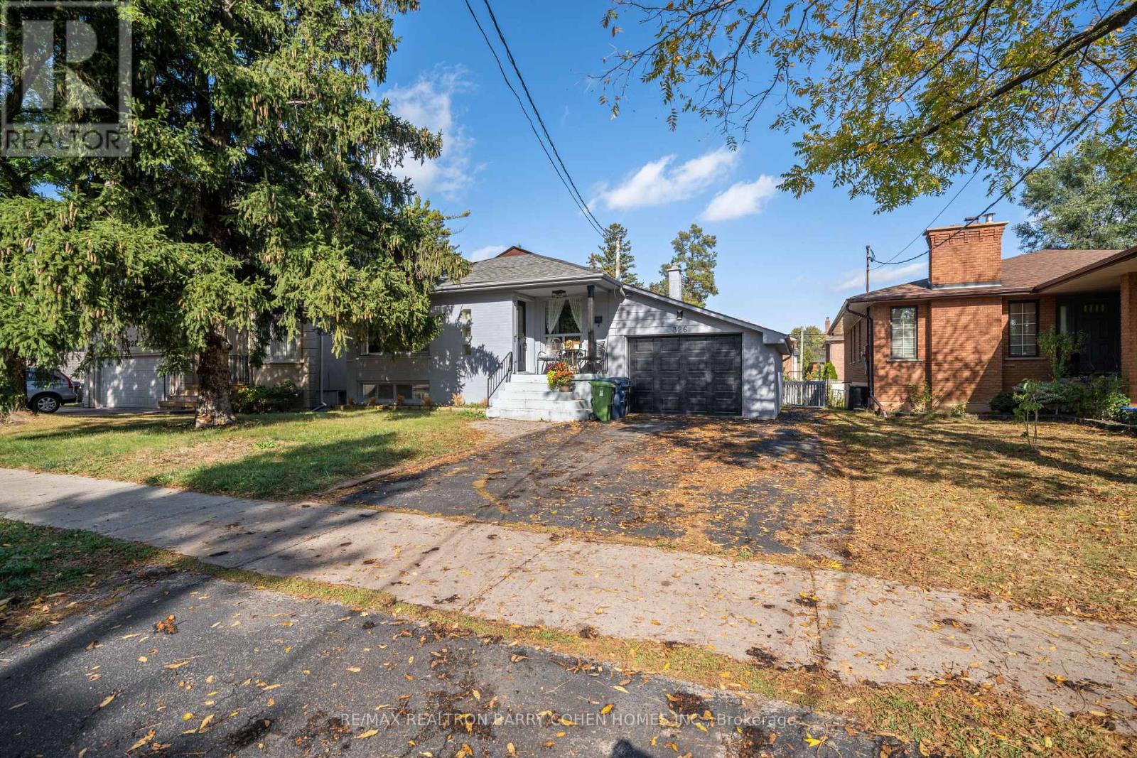 Lower F - 326 Connaught Avenue, Toronto, Ontario  M2R 2L9 - Photo 2 - C12686550