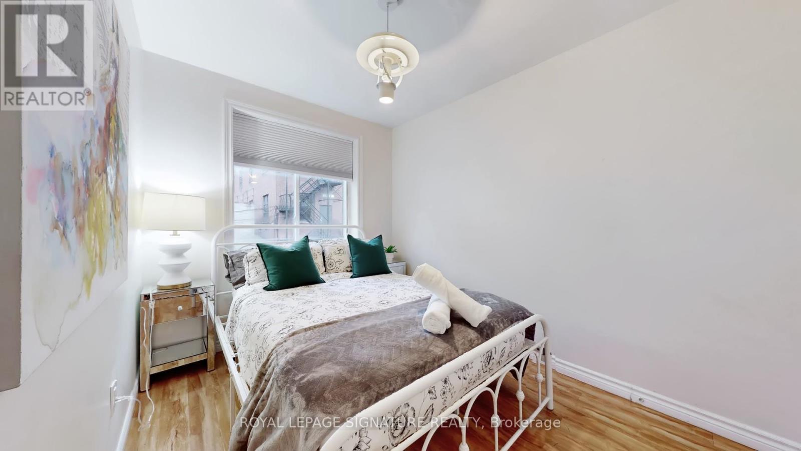 B - 61 Cameron Street, Toronto, Ontario  M5T 2H1 - Photo 15 - C12686570