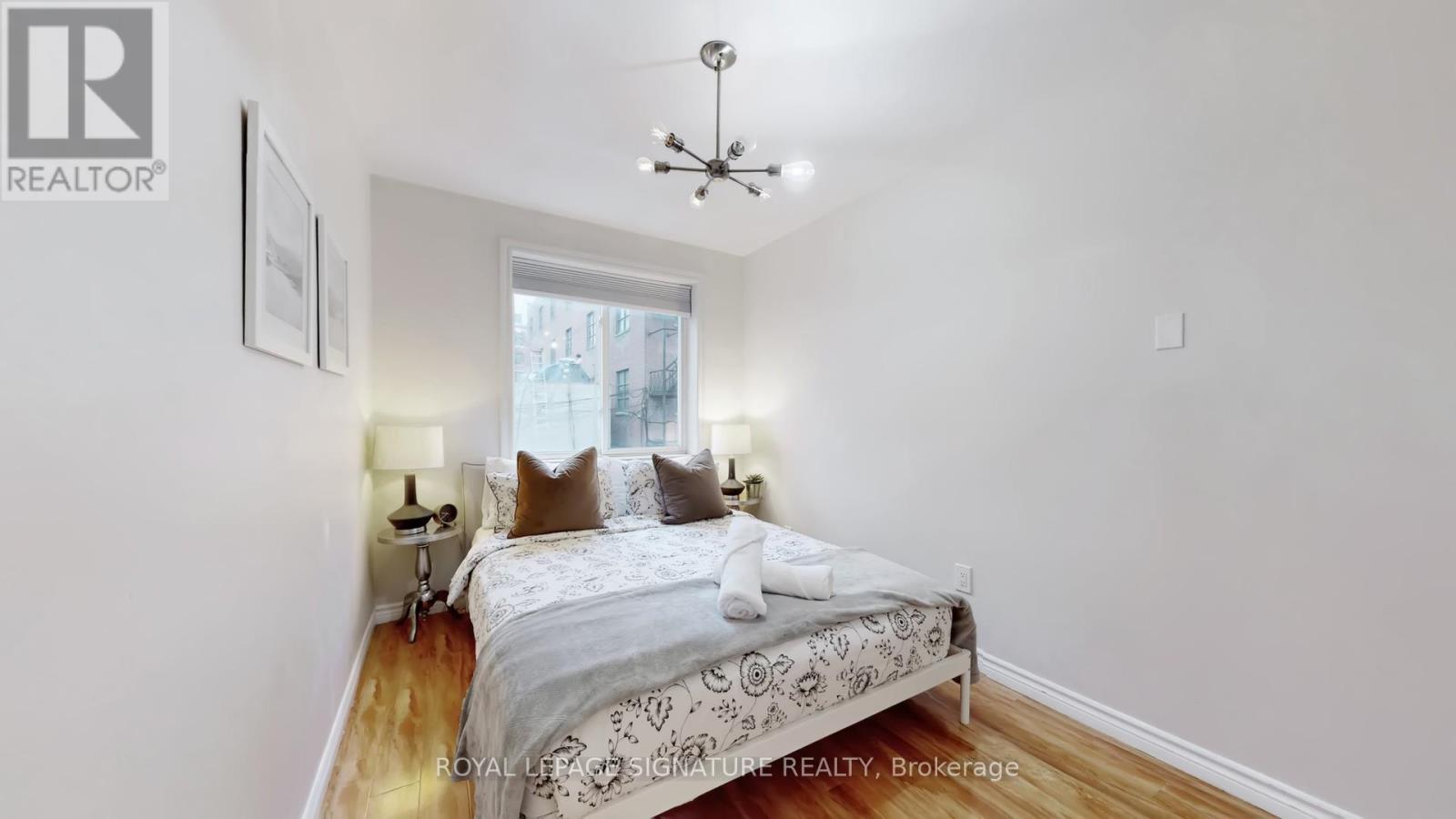 B - 61 Cameron Street, Toronto, Ontario  M5T 2H1 - Photo 18 - C12686570