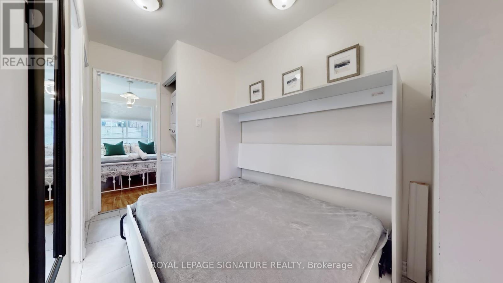 B - 61 Cameron Street, Toronto, Ontario  M5T 2H1 - Photo 20 - C12686570