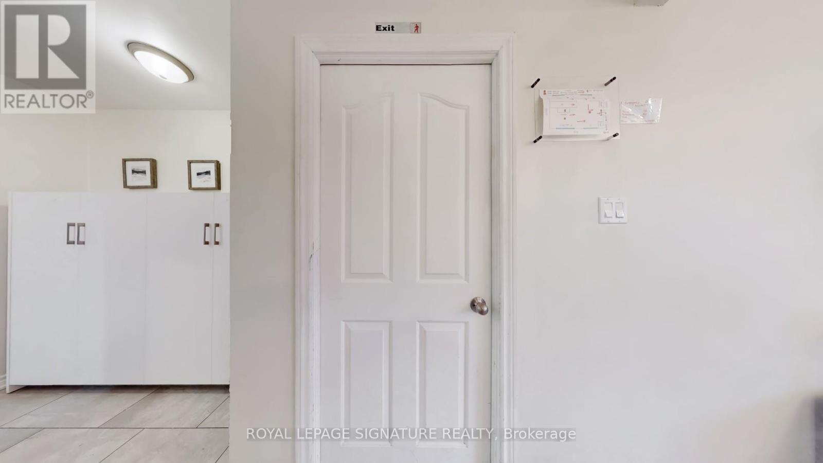 B - 61 Cameron Street, Toronto, Ontario  M5T 2H1 - Photo 23 - C12686570