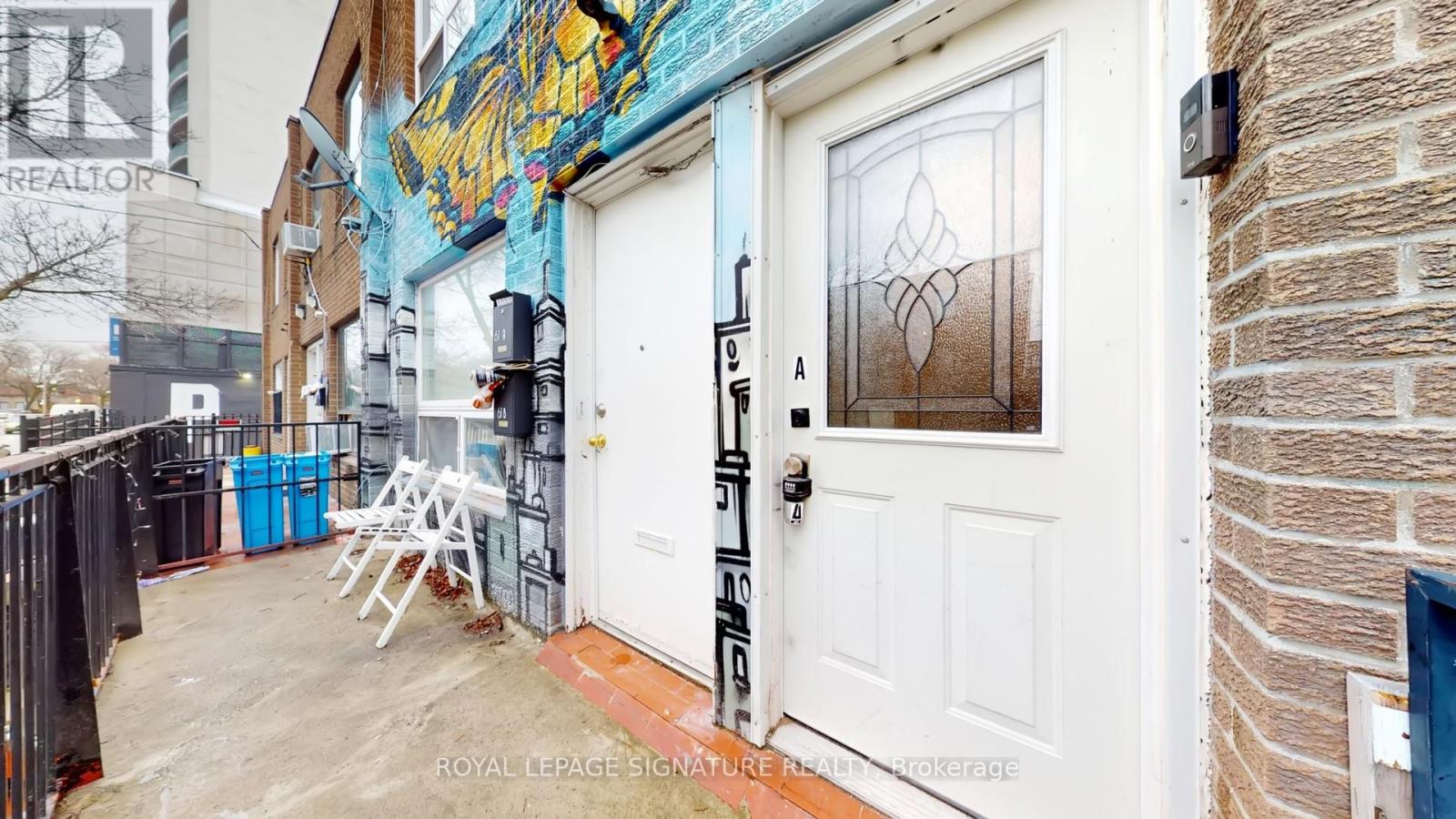 B - 61 Cameron Street, Toronto, Ontario  M5T 2H1 - Photo 4 - C12686570