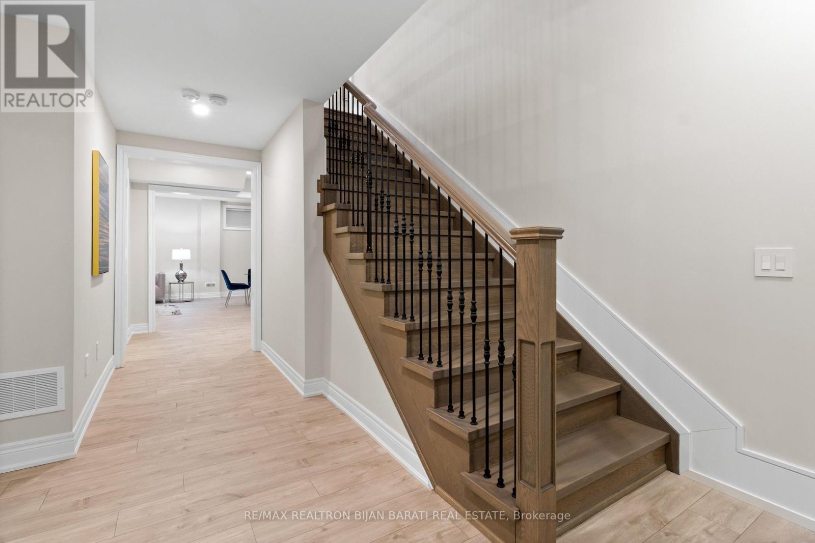 29 Ballyconnor Court, Toronto, Ontario  M2M 4C6 - Photo 39 - C12686590