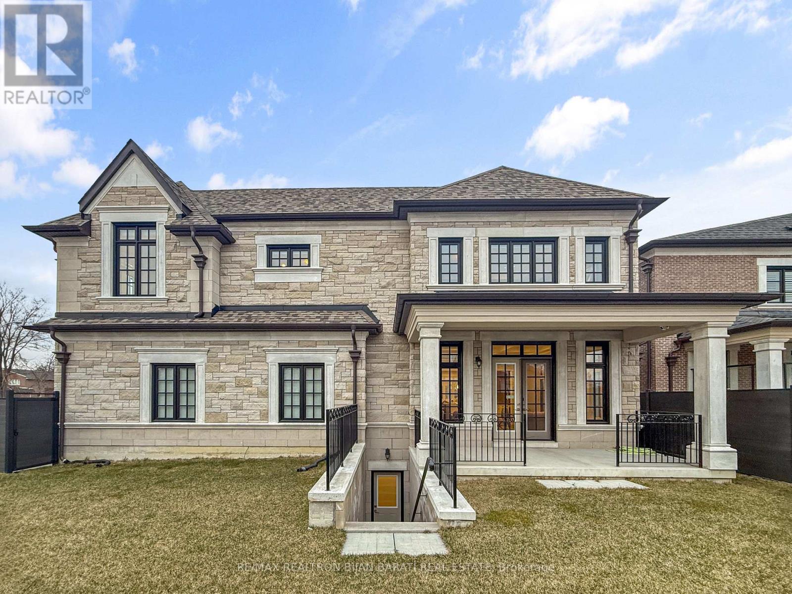 29 Ballyconnor Court, Toronto, Ontario  M2M 4C6 - Photo 48 - C12686590