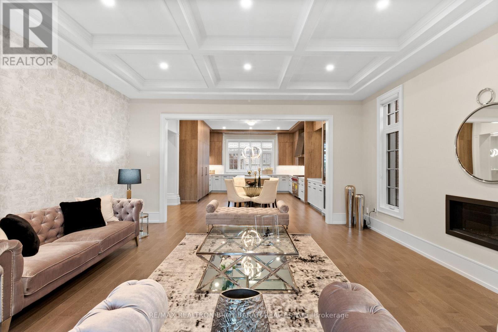 29 Ballyconnor Court, Toronto, Ontario  M2M 4C6 - Photo 8 - C12686590