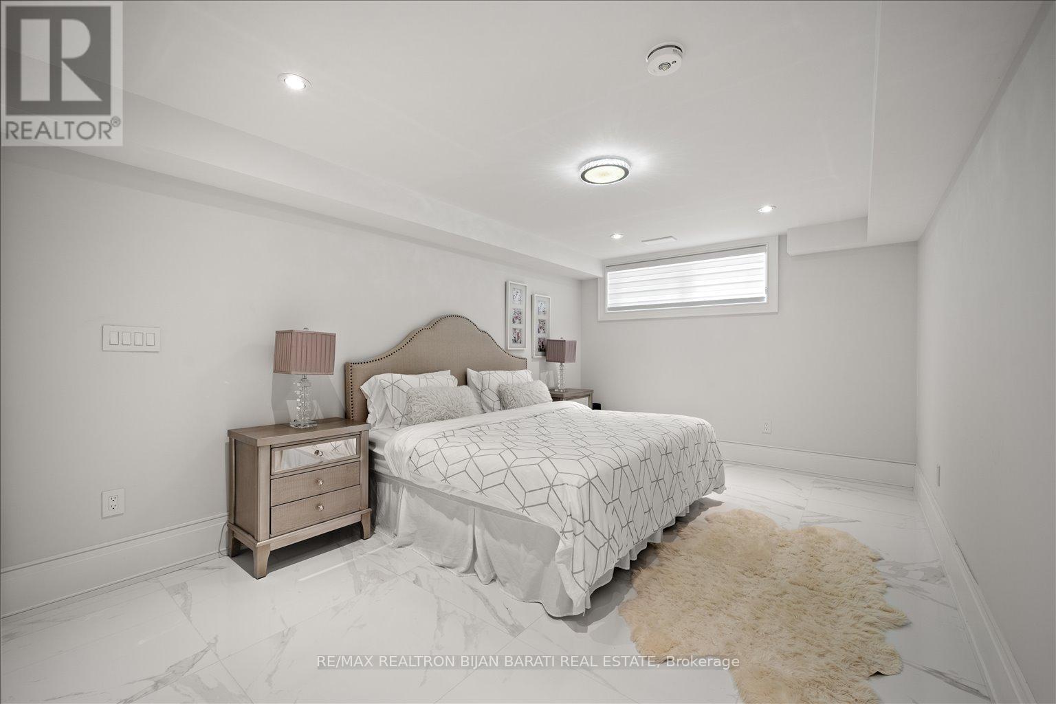 185 Maxome Avenue, Toronto, Ontario  M2M 3L1 - Photo 48 - C12686638