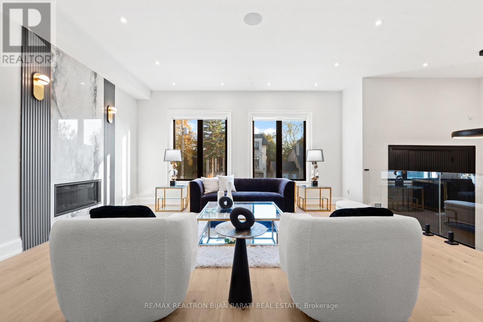 422 Hounslow Avenue, Toronto, Ontario  M2R 1H6 - Photo 5 - C12686726