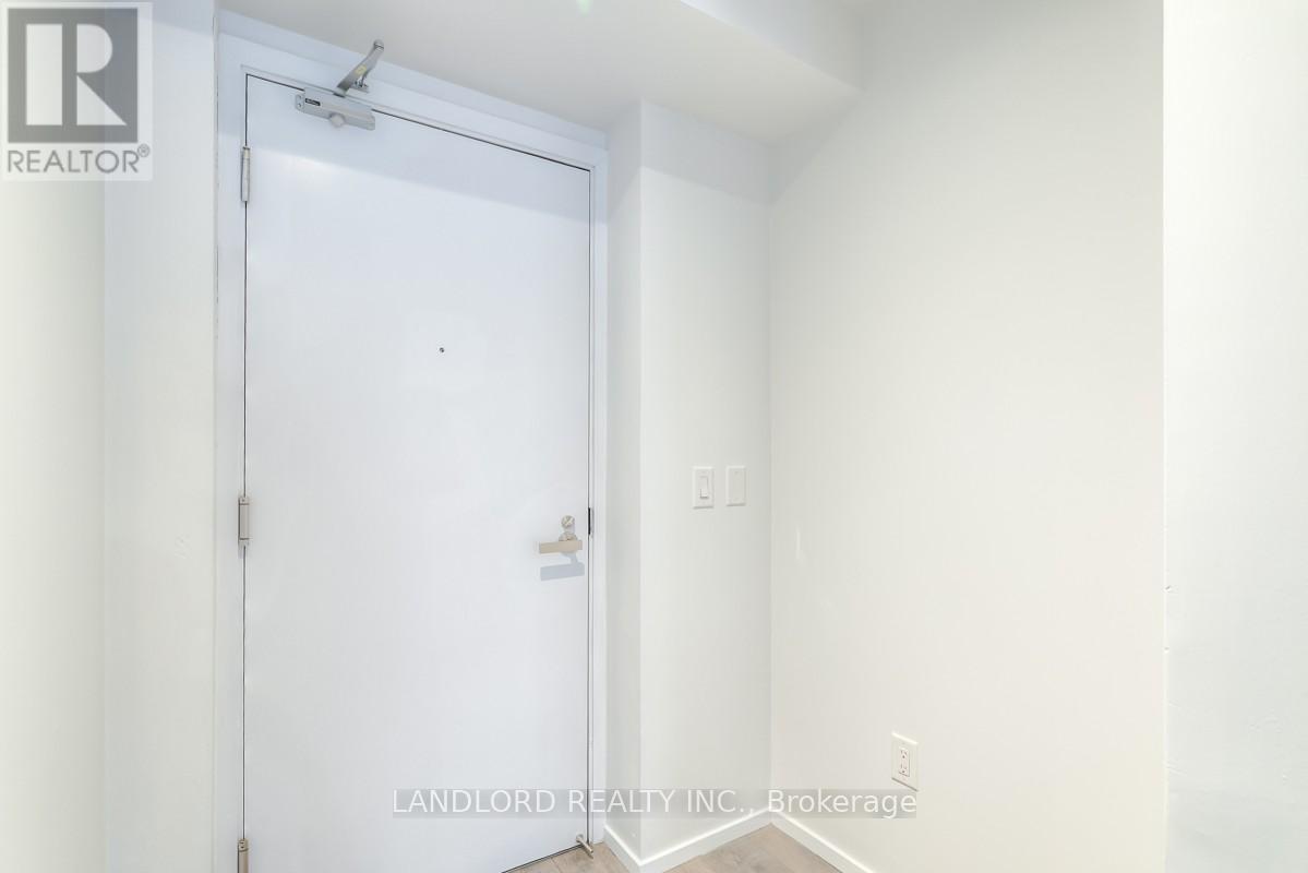 2304 - 159 Dundas Street E, Toronto, Ontario  M5B 0A9 - Photo 2 - C12686748